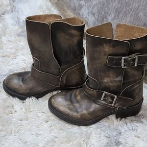 Steven Steve Madden Distressed Brown leather boots sz 7